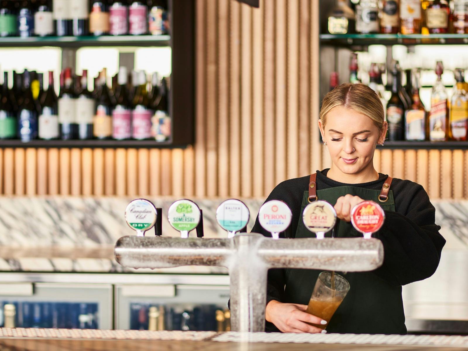 Lonsdale Links, The Lounge Bar