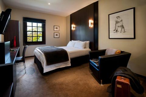 Peppers Mineral Springs Hotel - Deluxe Spa Room