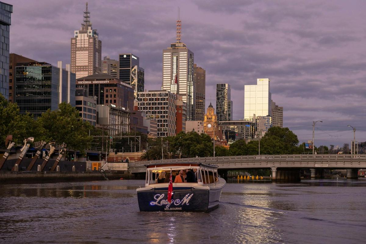 public scenic cruises on the Yarra River