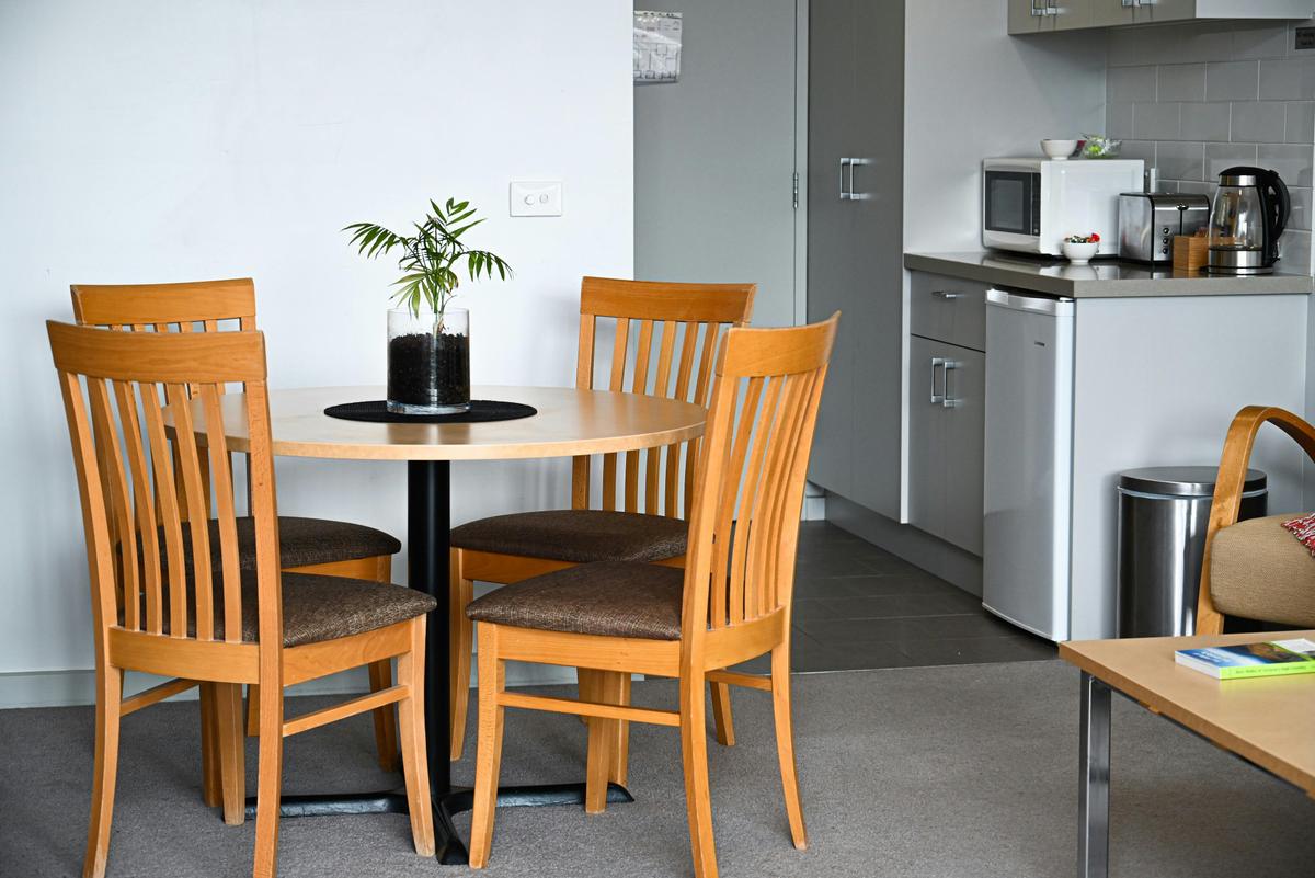 Mansfield Apartments Studio Apartment