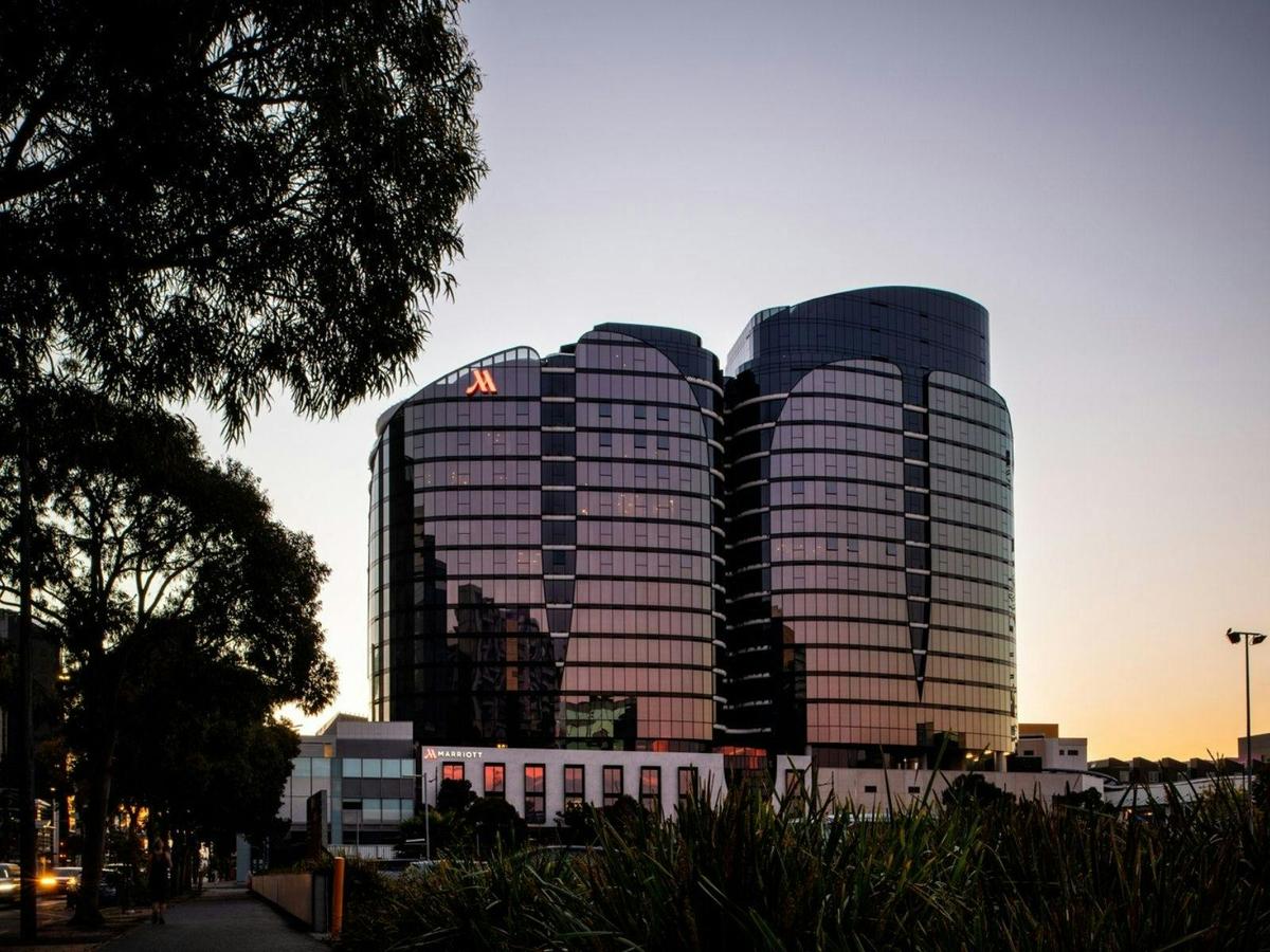 Our hotel is conveniently located in the rejuvenated Docklands precinct
