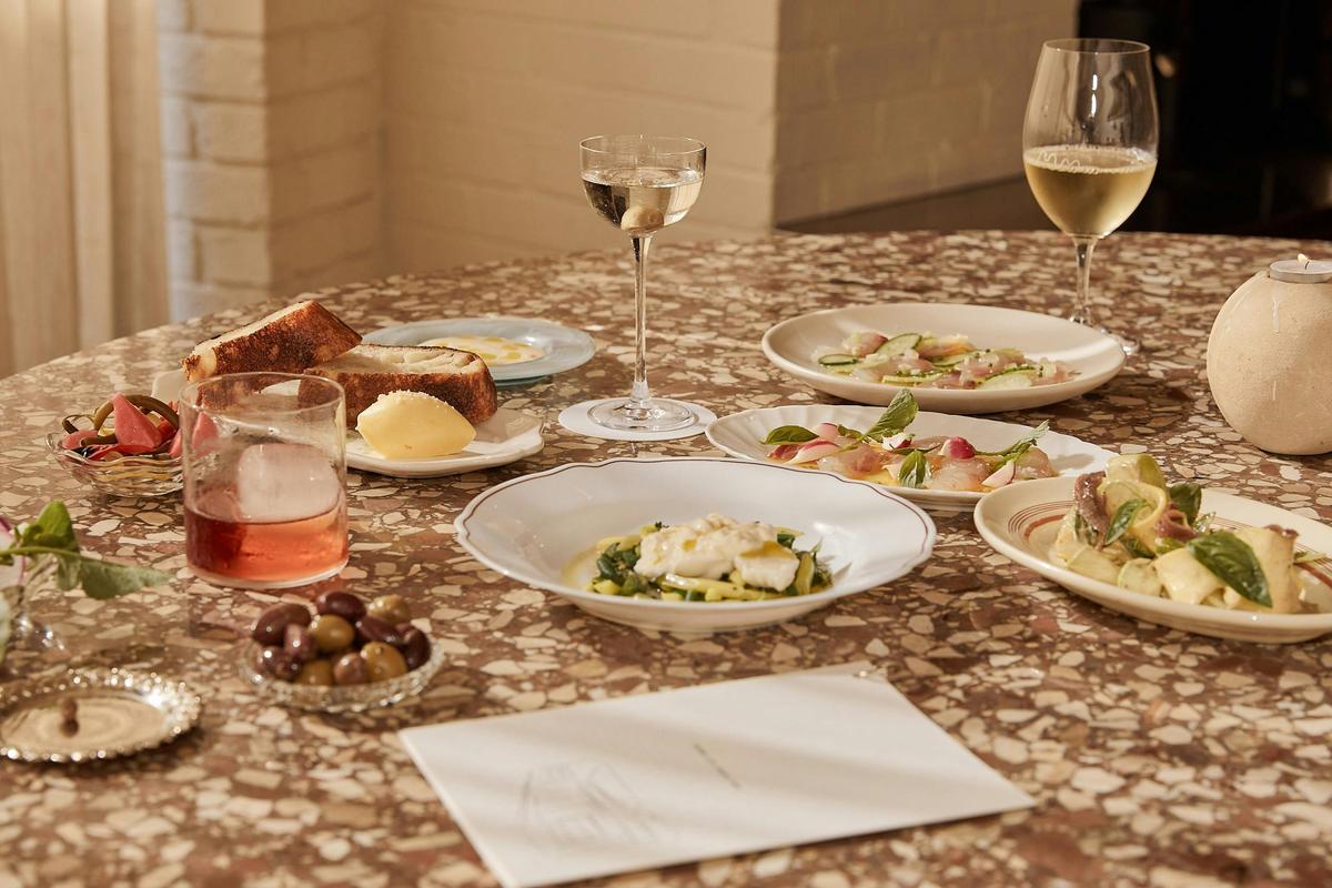 Messmates dishes and drinks