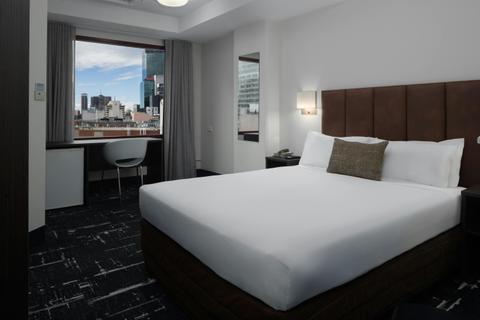 Standard Queen Room