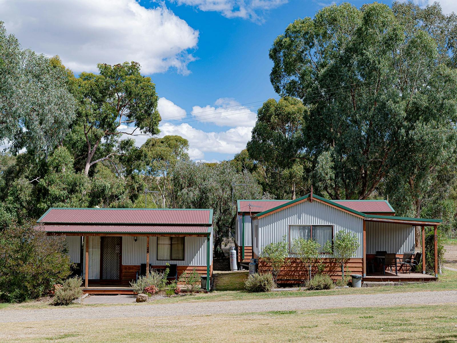 Deluxe Cabins 4-berth