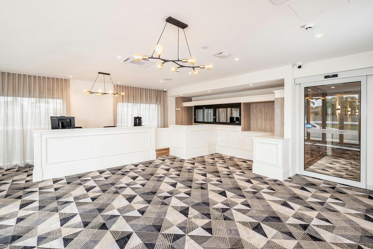 Mantra Shepparton Lobby