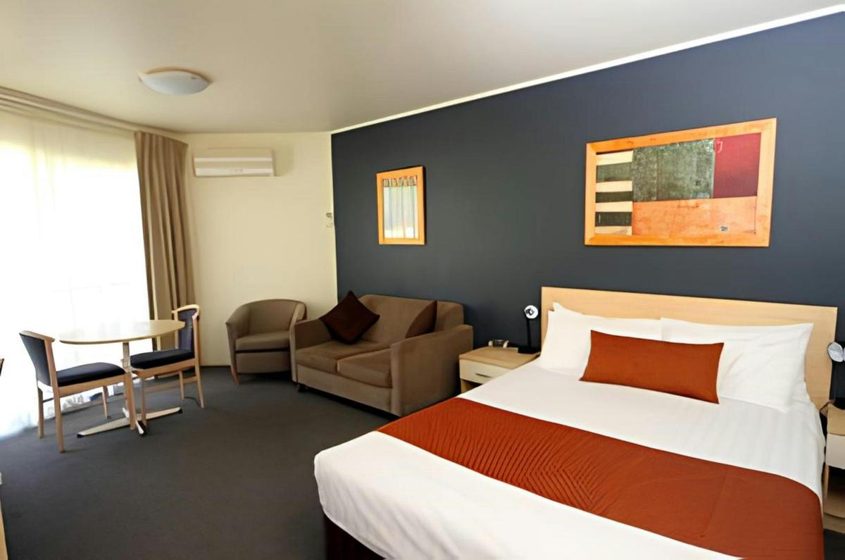 Fairway room
