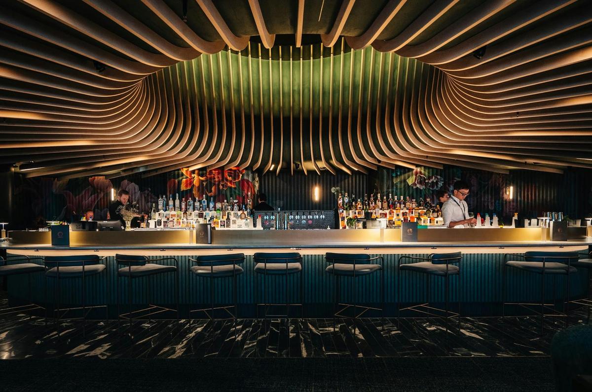 Amphora Bar
