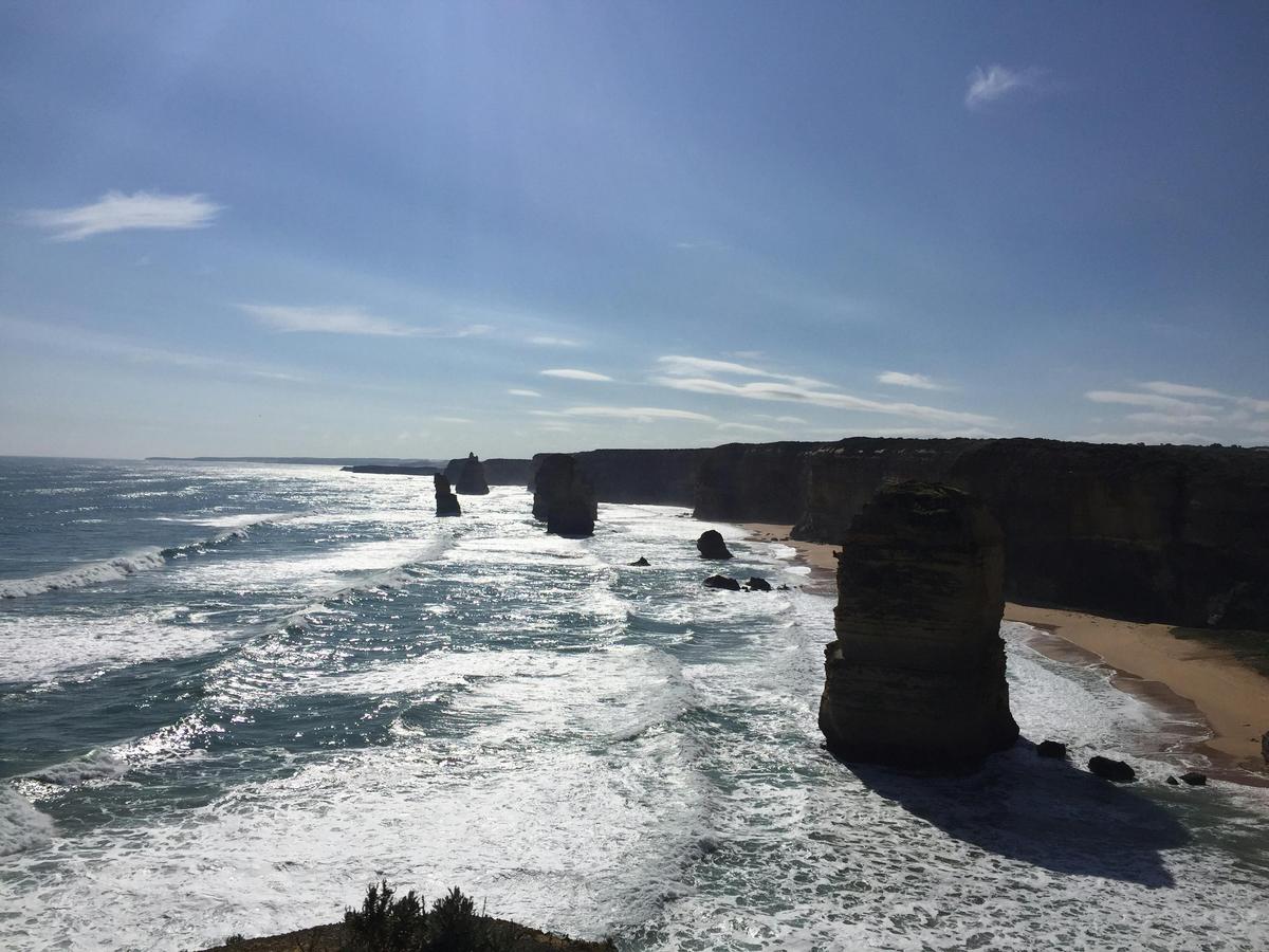12 Apostles & Great Ocean Road Tour