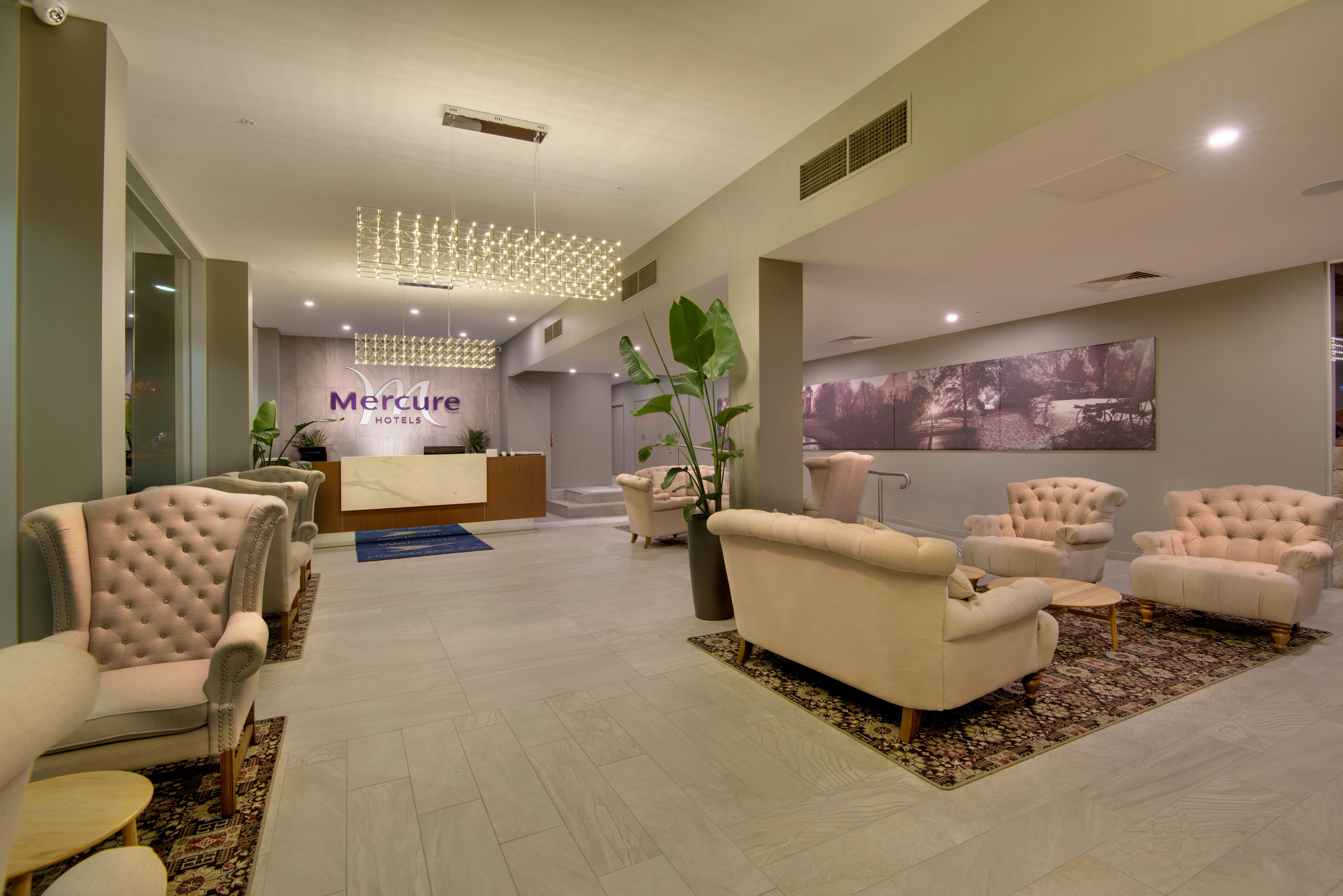 Mercure Warragul Reception