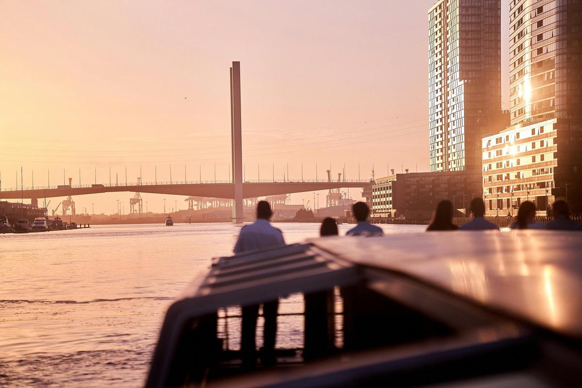 Golden Hour Cruise in Melbourne