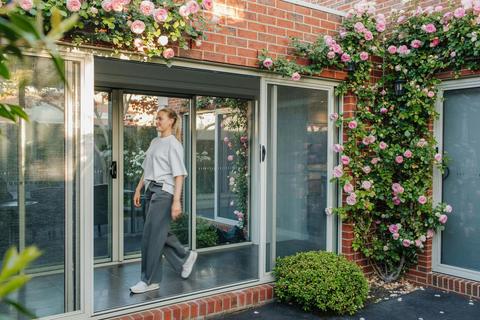 Villa townhouse courtyards