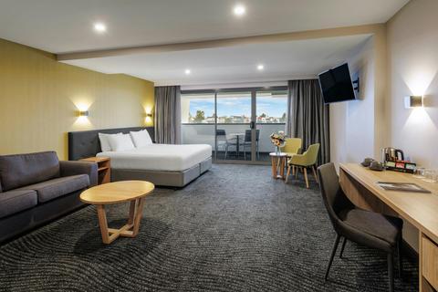 Superior King Balcony