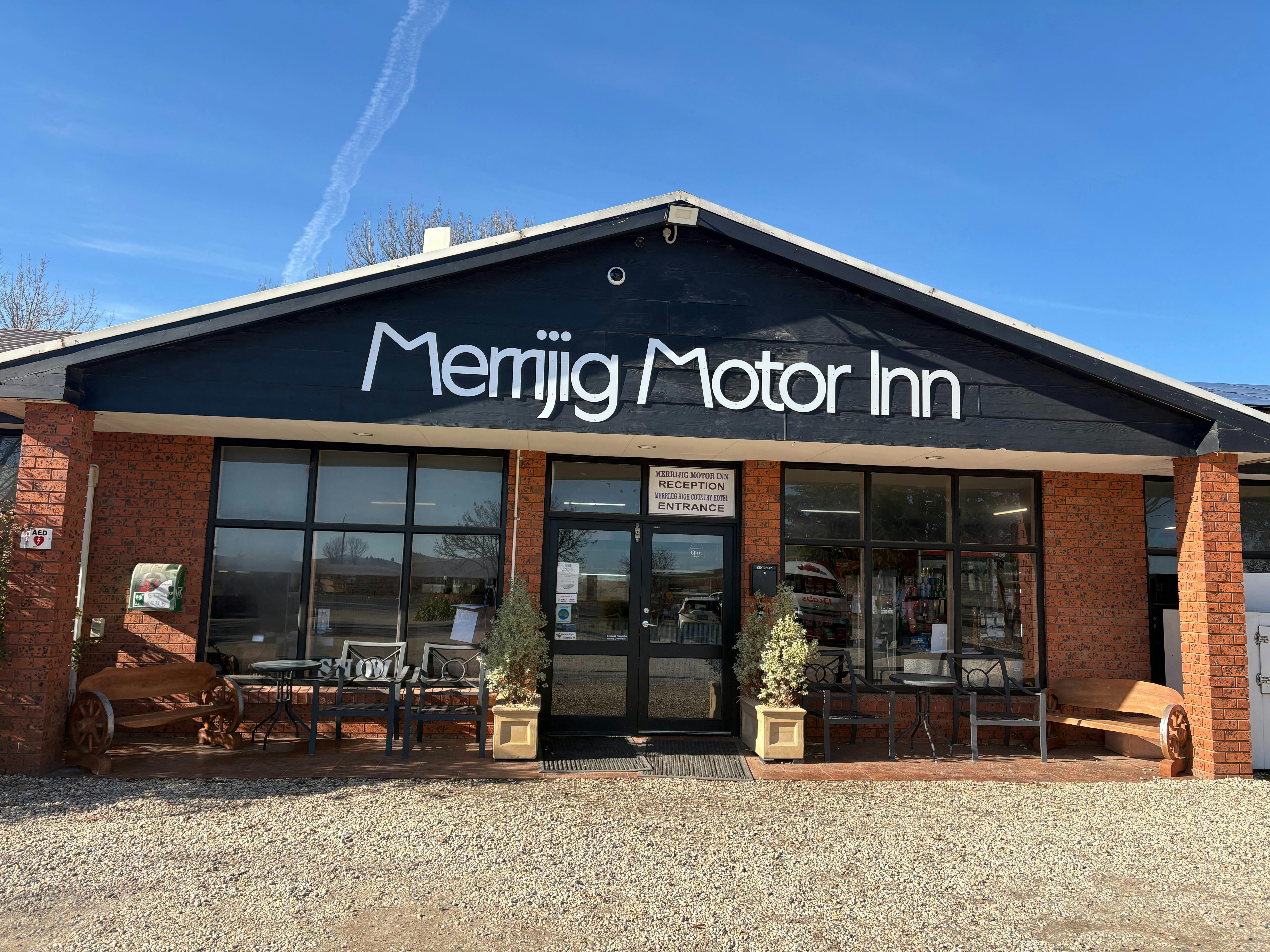 Merrijig Motor Inn Front