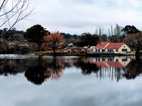 Lake House