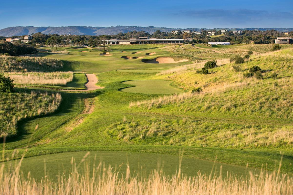 18th hole with our clubhouse in background.