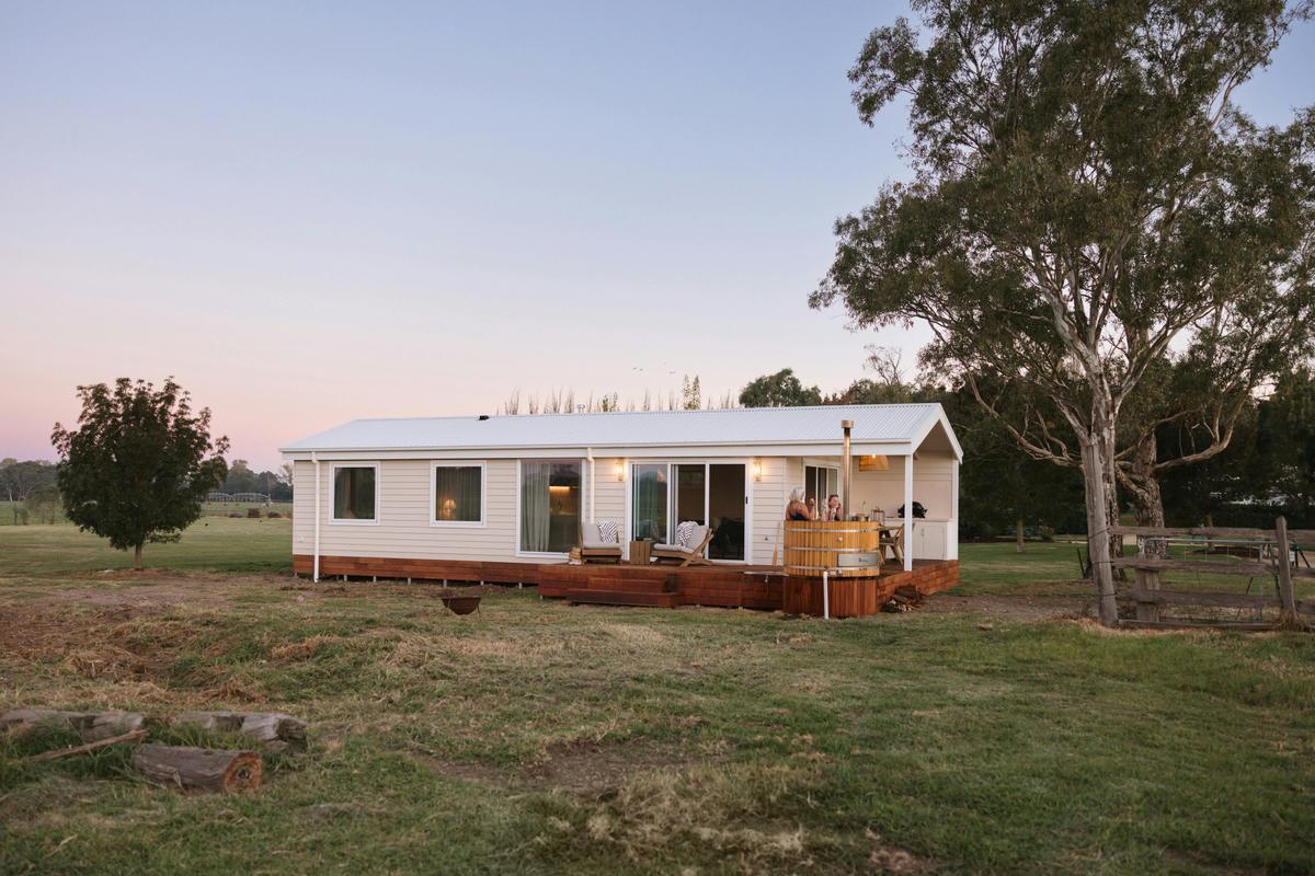 1 bedroom cabin with private outdoor areas