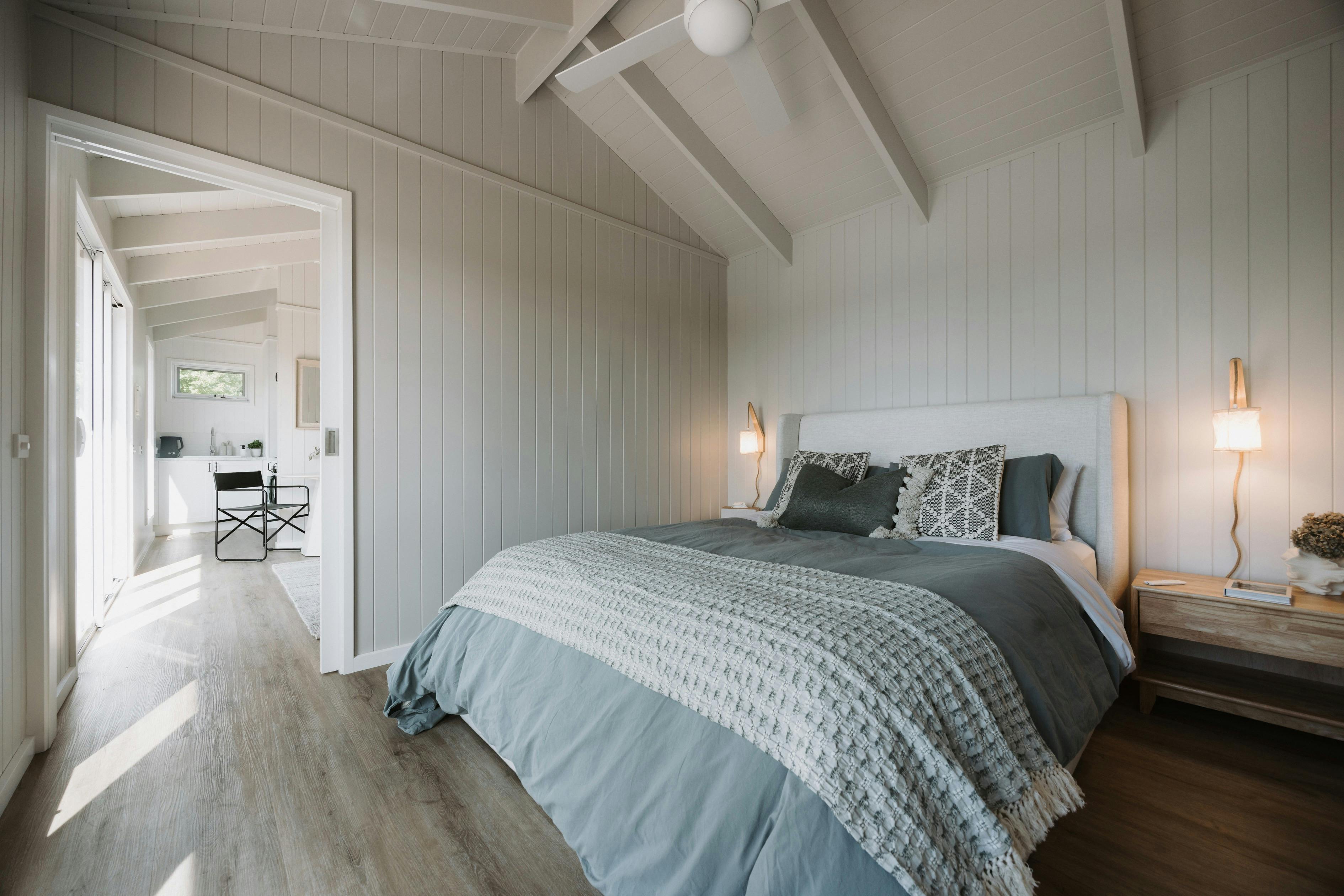 The Retreat Lakehouse Maffra Bedroom