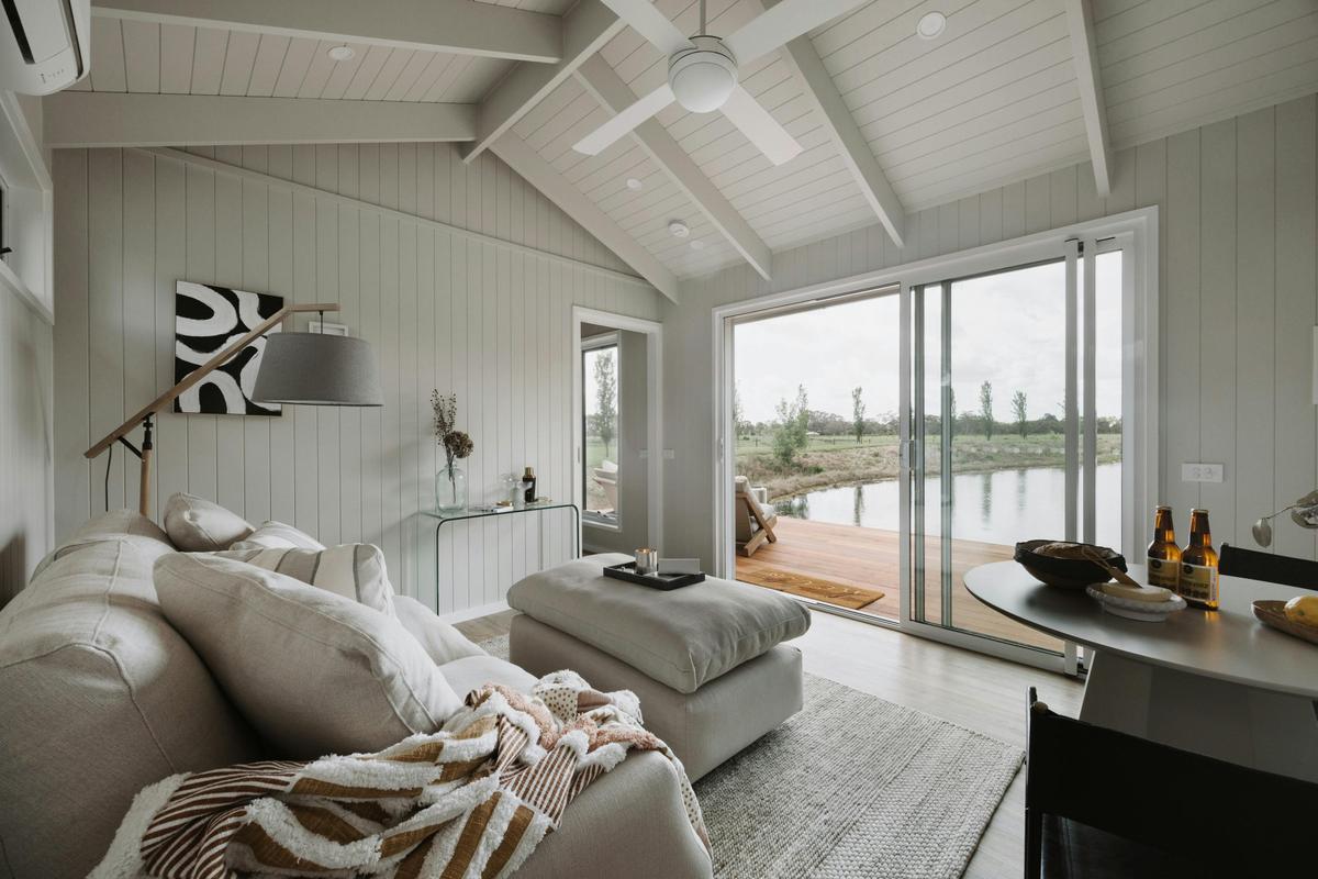 The Retreat Lakehouse Maffra Living Room