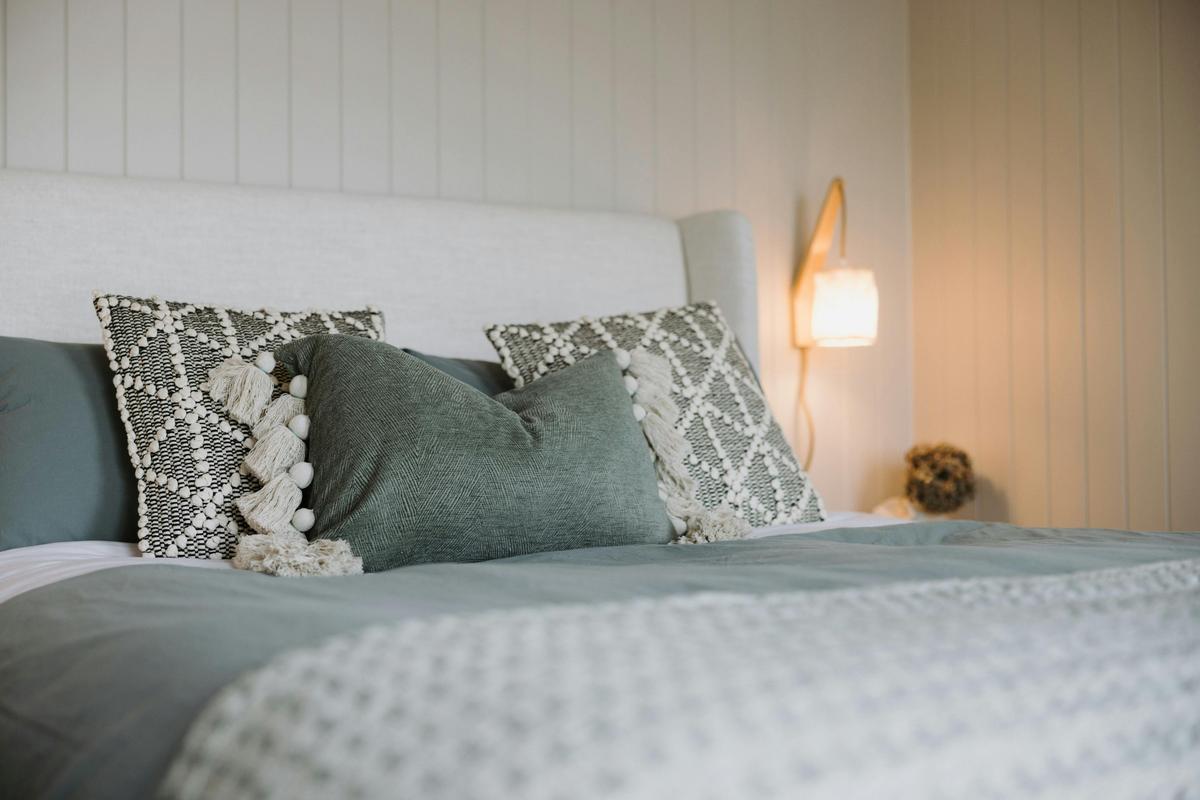 The Retreat Lakehouse Maffra Bedroom