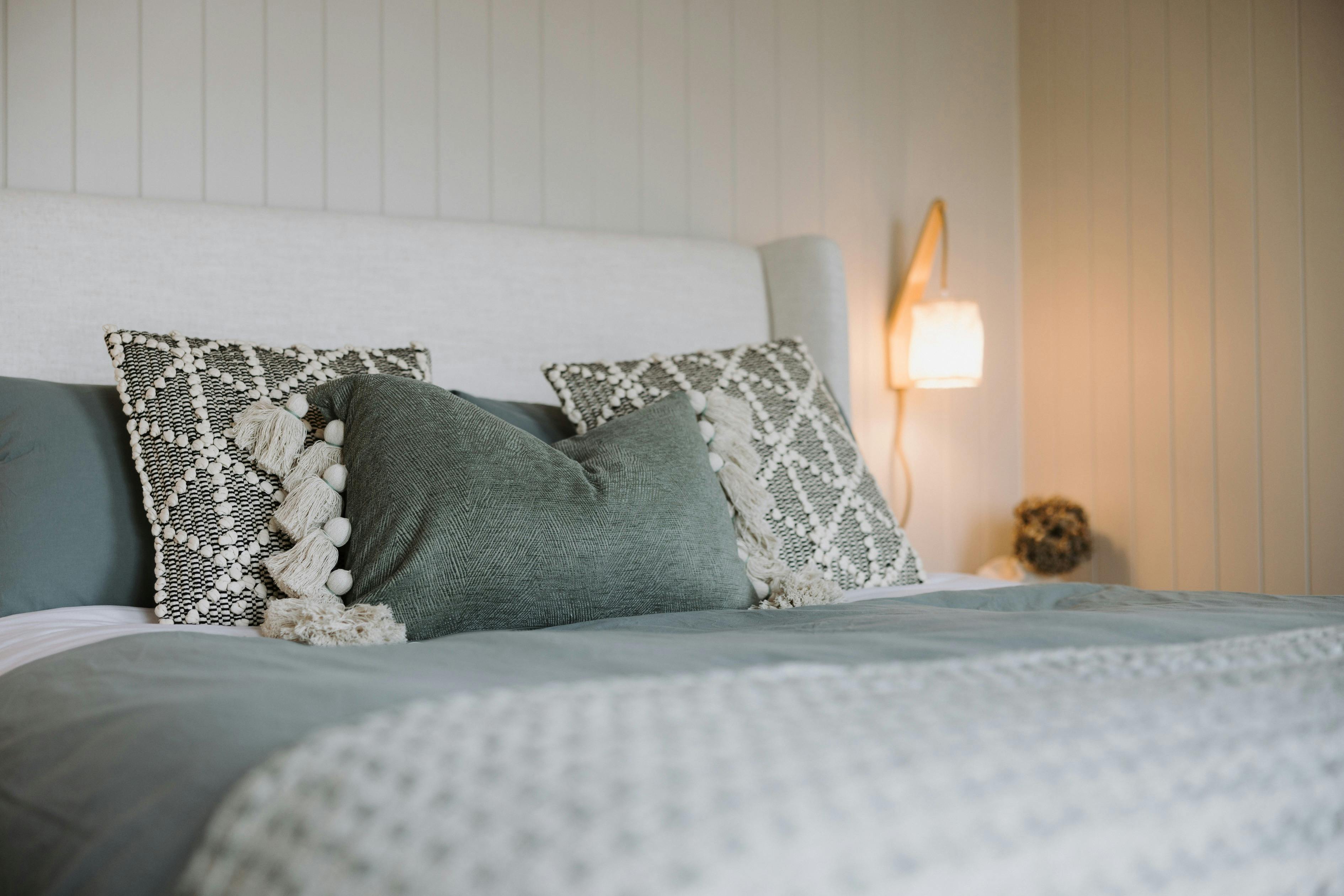 The Retreat Lakehouse Maffra Bedroom