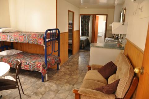 Miner's Retreat Motel Cabin Lounge