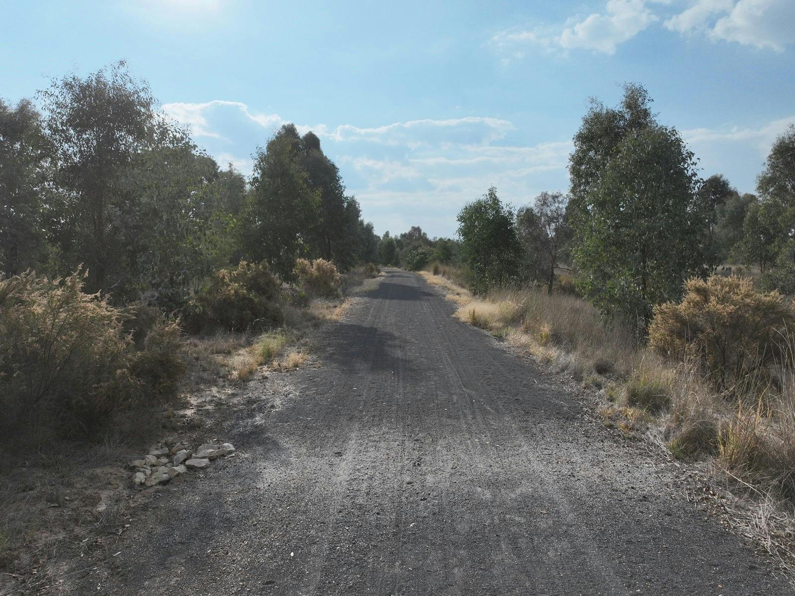 Cycle path along the Mokaon Discovery Trail