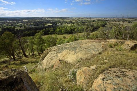 Monument Hill Lookout