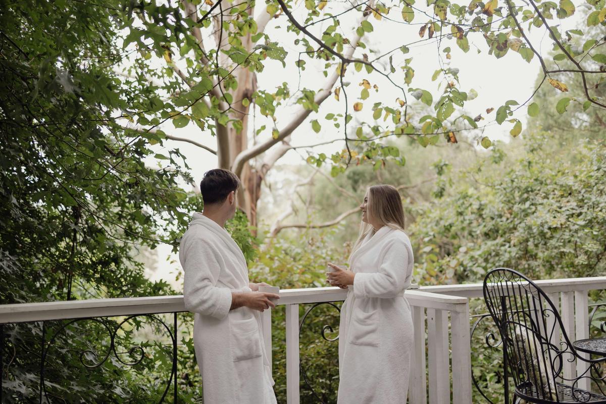 Alfreco bathing on the deck