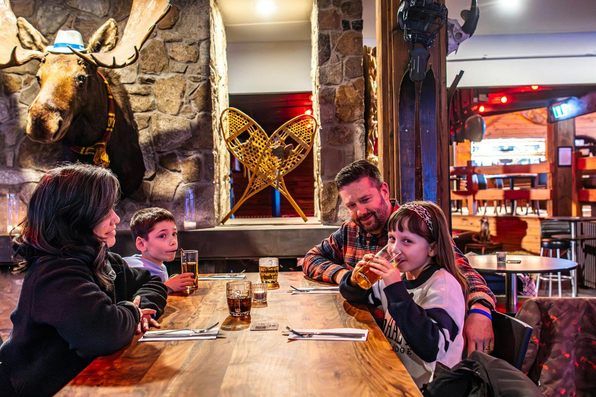 Family dining at Moosehead Restaurant and Bar
