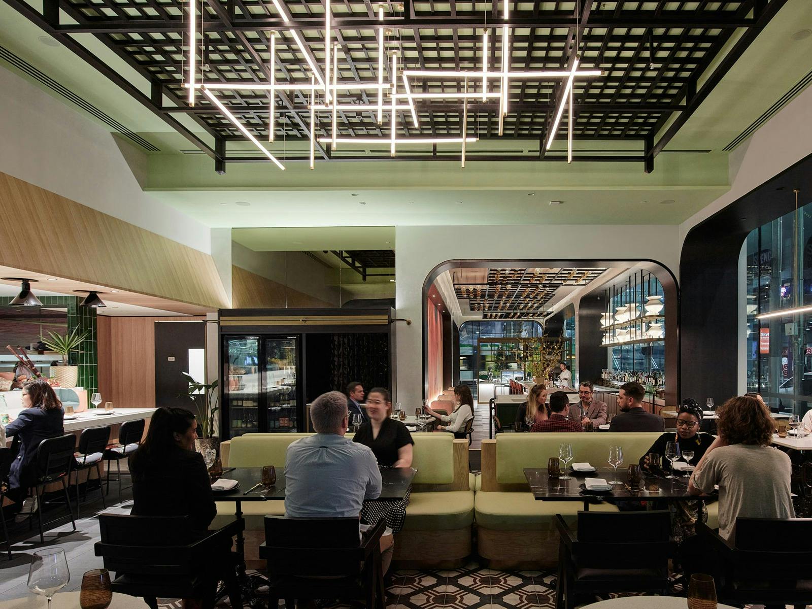 Mövenpick Hotel Melbourne on Spencer Miss Mi Restaurant