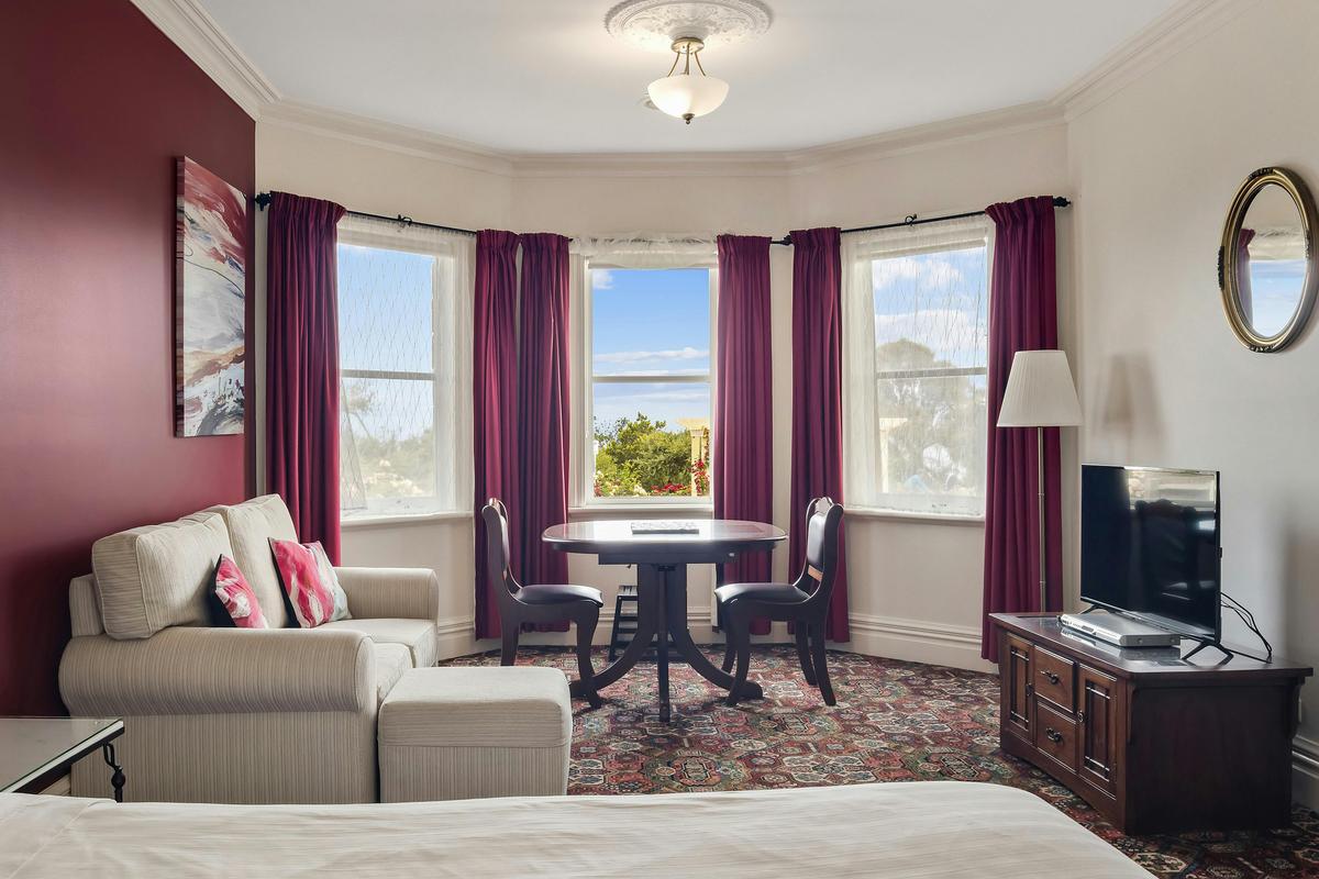 Suite 1 Bay Views