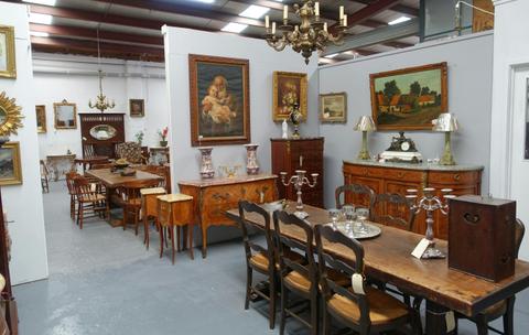 Moonee Ponds Antiques