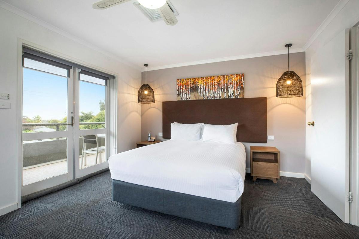 Doncaster Apartment