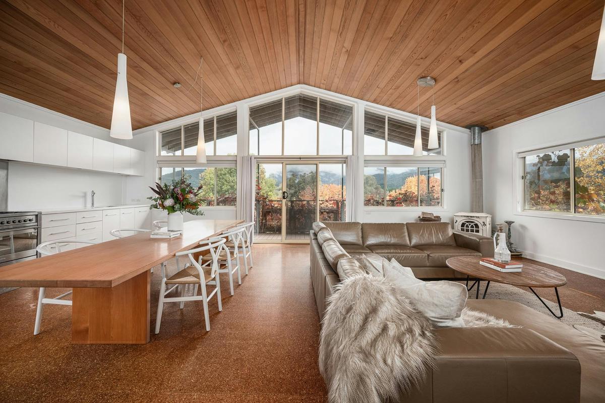 Mount Buffalo View Apartment - Feathertop Winery