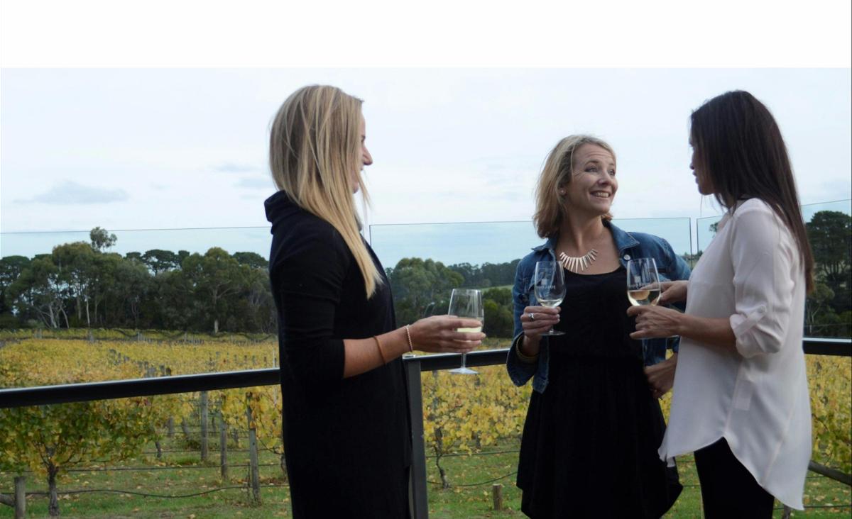 Plunge Tours taste wines far from the madding crowd