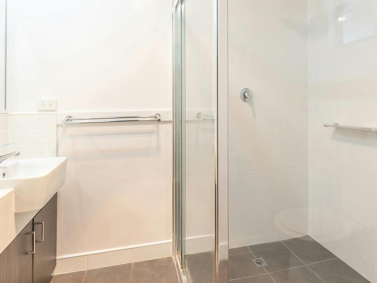 3 Bedroom Riverview Villa - Bathroom