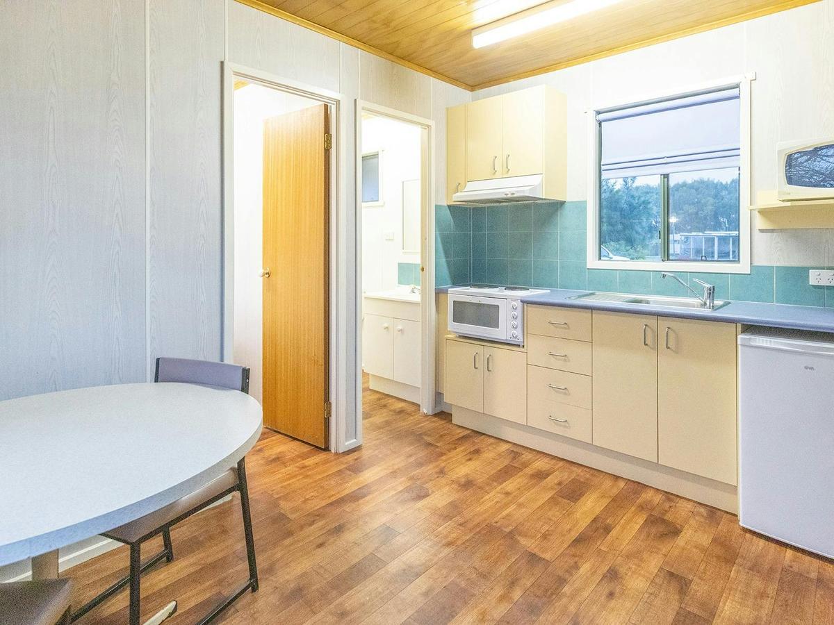 1 Bedroom Cabin - Kitchen