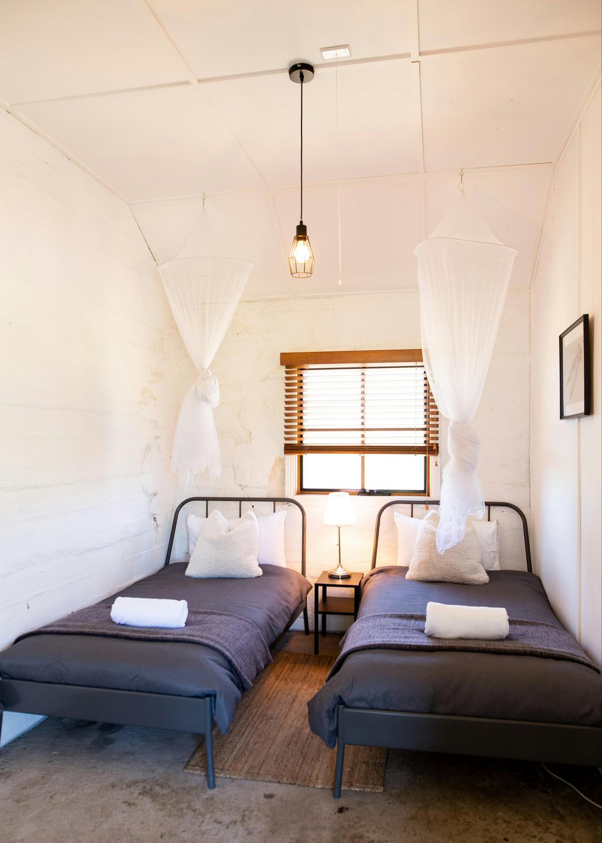 Twin bedroom