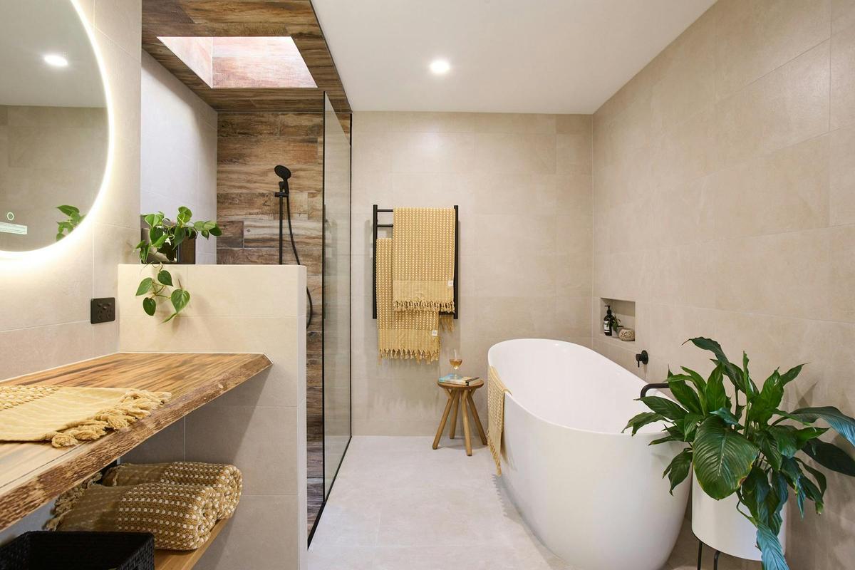 After a lond day out, a long deep soak in our comfortable tub is a must