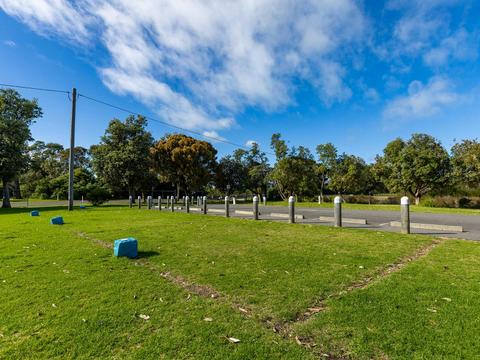 Unpowered Site | Street View