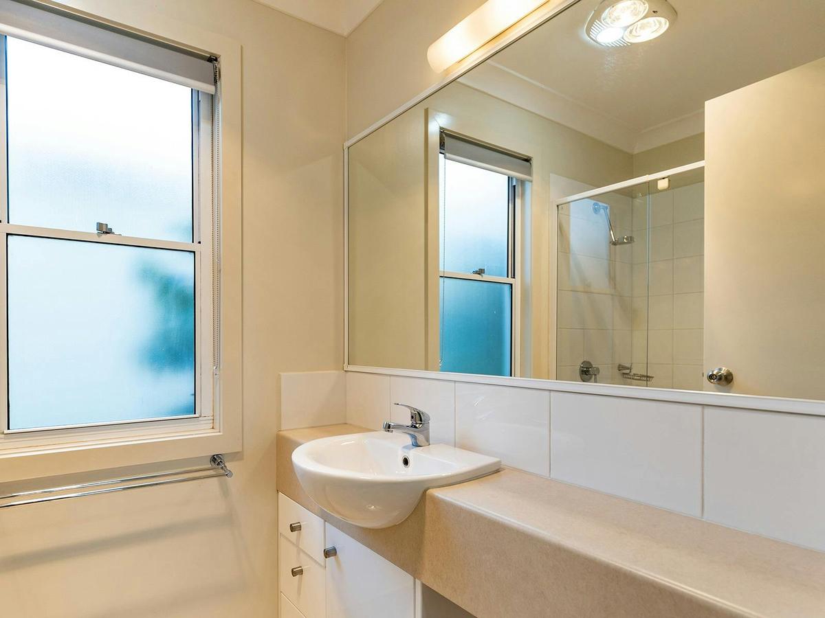 Waterview Villa | Bathroom