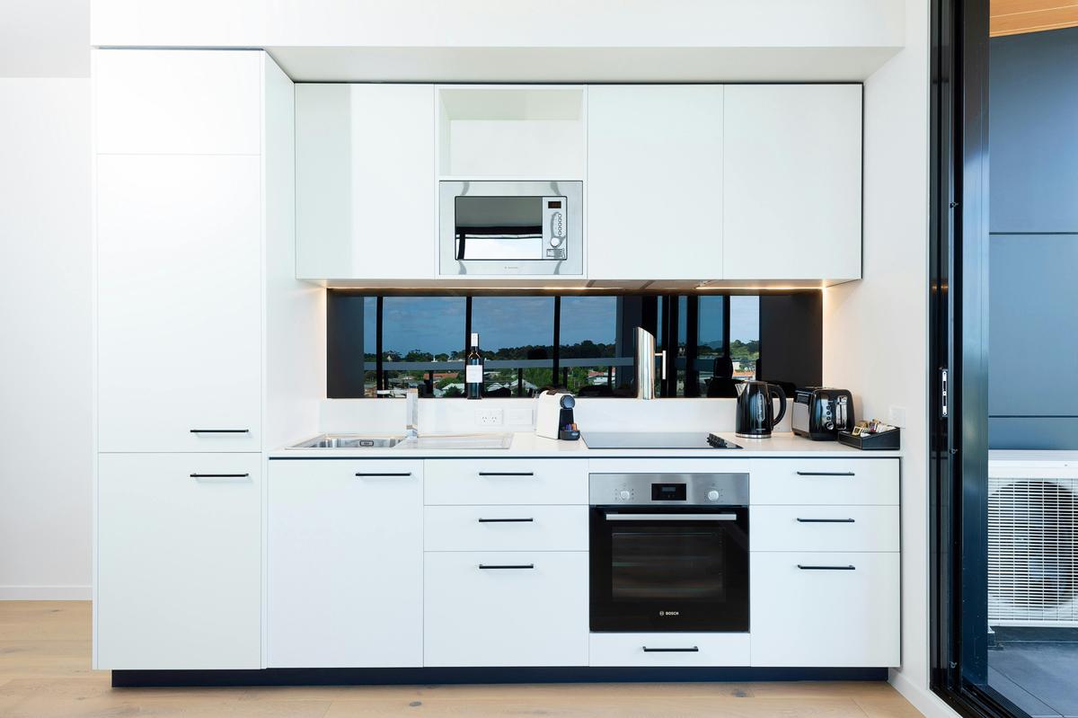 One Bedroom Ocean View Apartment Kitchen