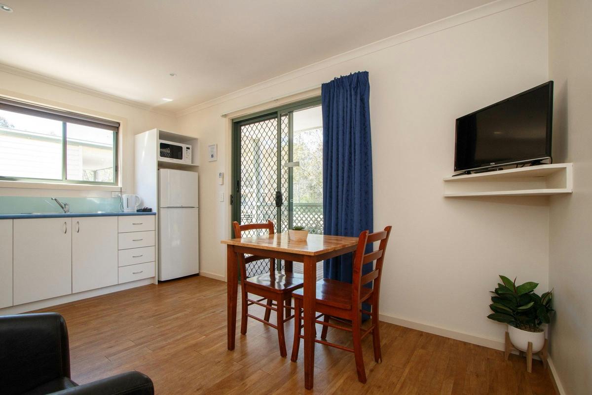 Deluxe One Bedroom Cabin