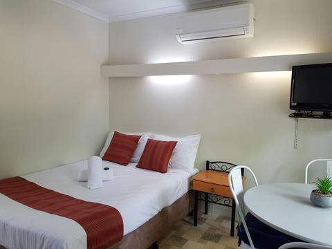 Standard Cabin