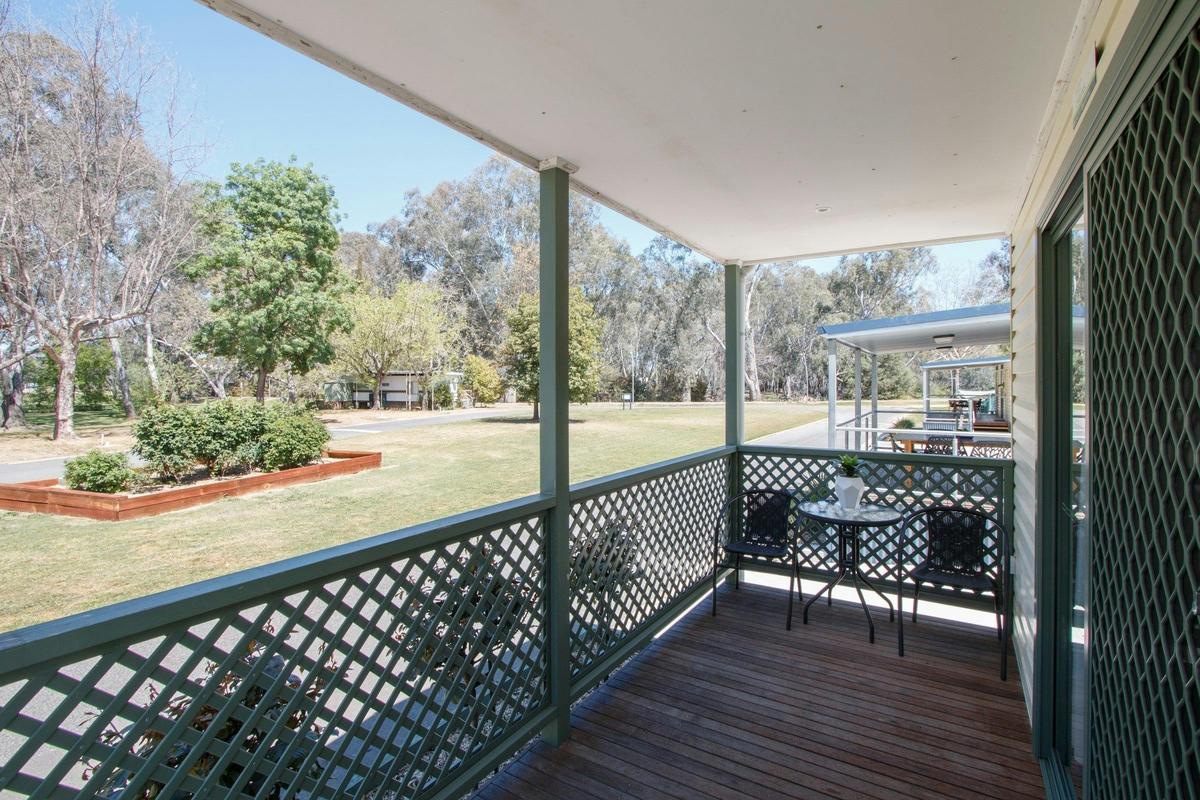 Deluxe One Bedroom Cabin