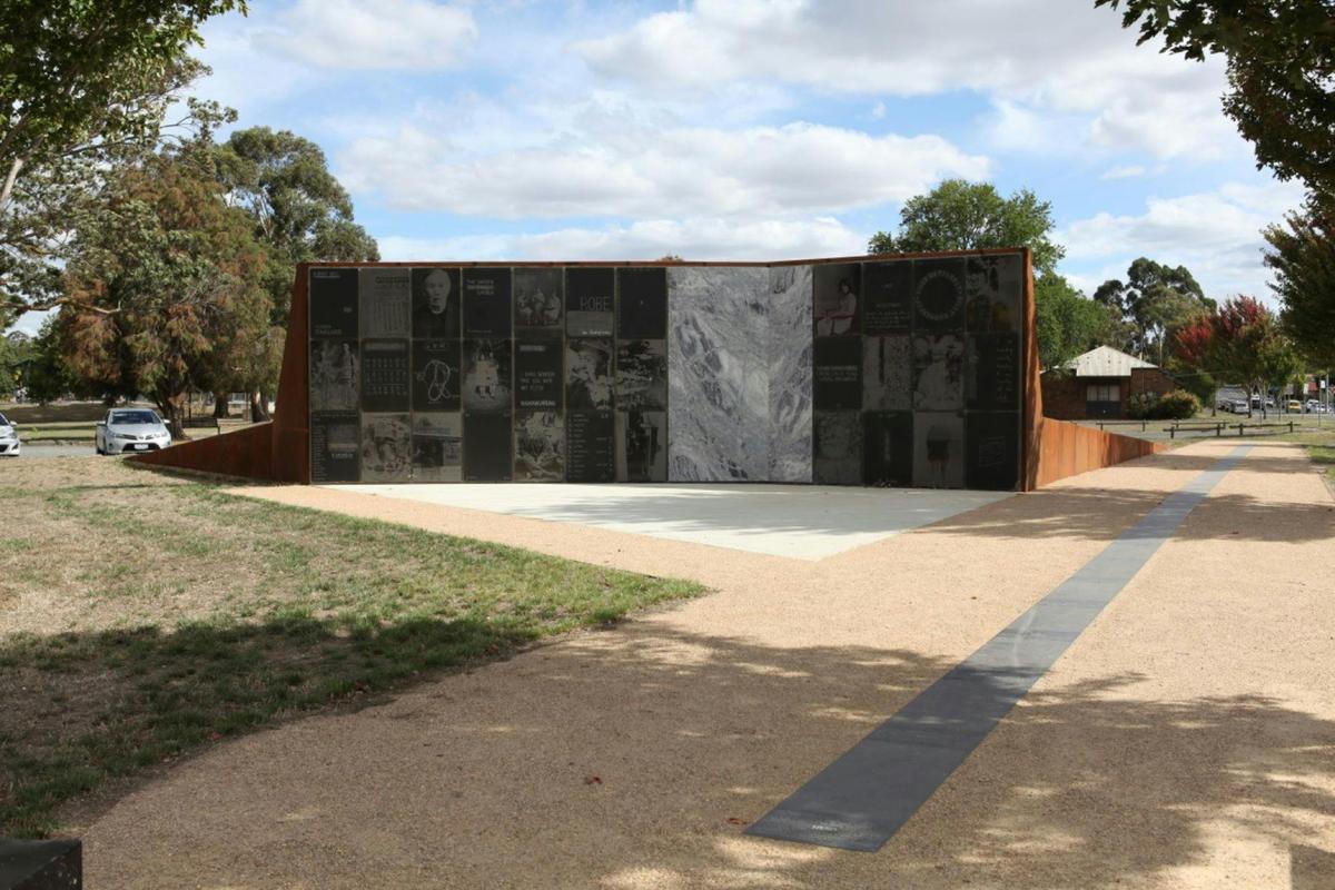 Open Monument Front