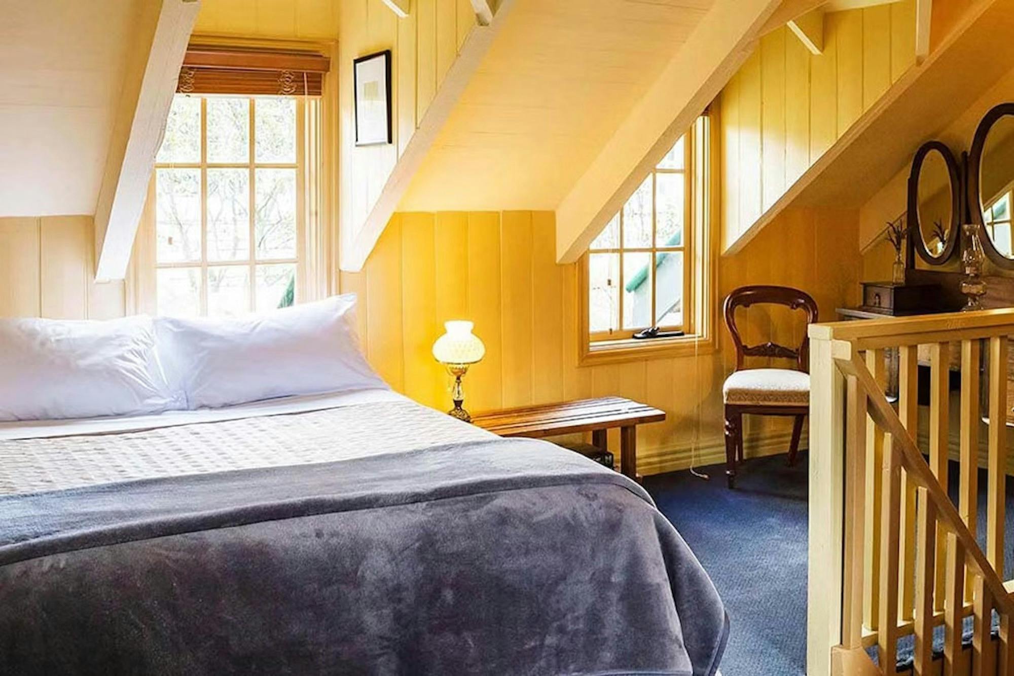 Lavender Cottage Attic Bedroom