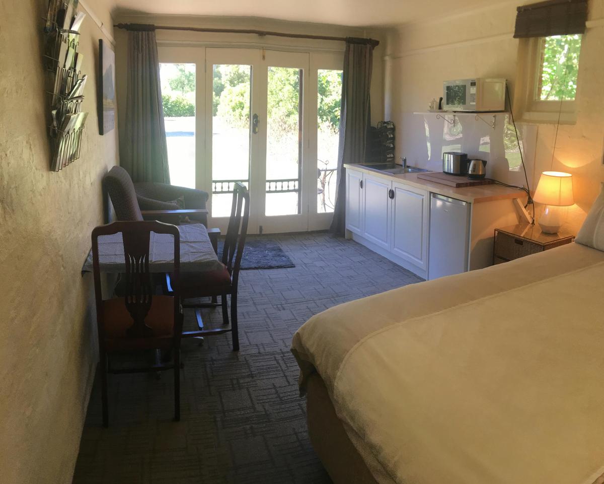 Pinot Suite Bedroom & Kitchenette