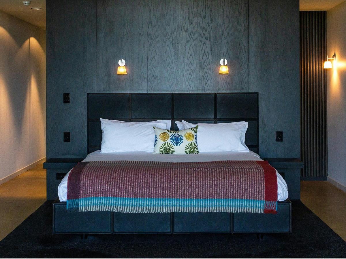 Vineyard suite, kingsize bed