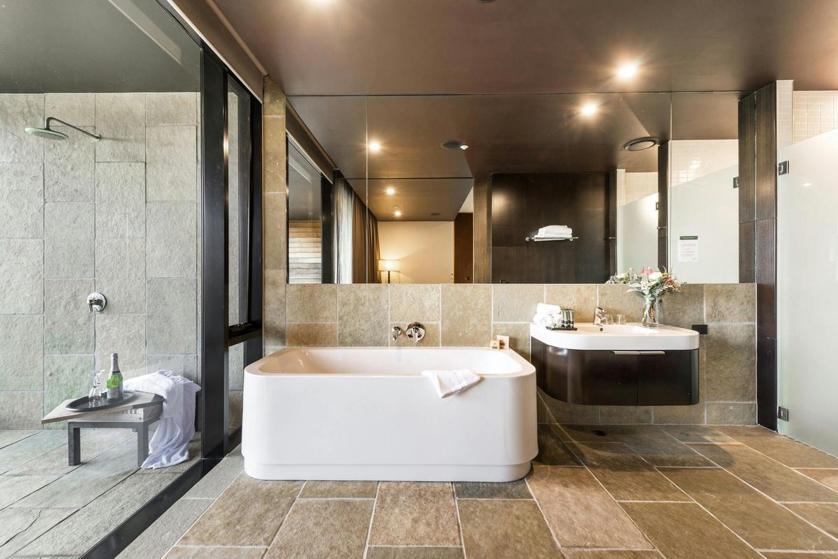 Open Room bathroom